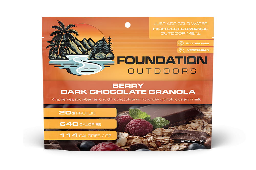 FOUNDATION Outdoors Berry Dark Chocolate Granola
